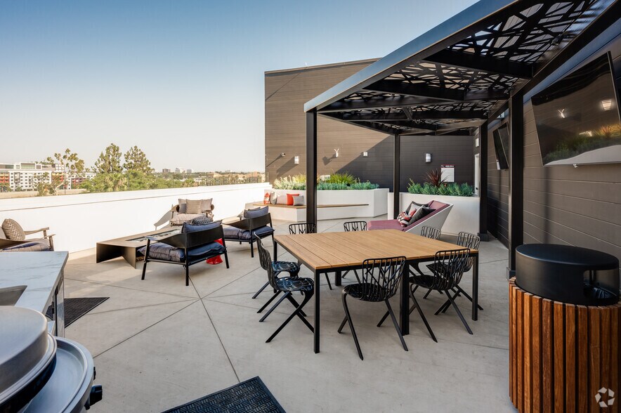 More Photos Of 1912 S Jacaranda St, Anaheim Apartments For Lease