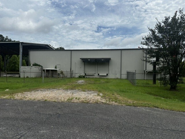 More Photos Of 218 Springfield Rd, Baton Rouge Warehouse For Lease