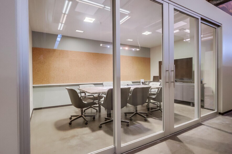 More Photos Of 1738 Berkeley St, Santa Monica Loft Creative Space For Lease