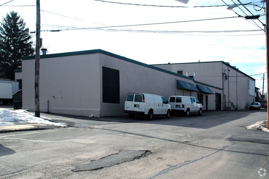 Primary Photo Of 138 W 21st St, Hazleton Warehouse For Lease