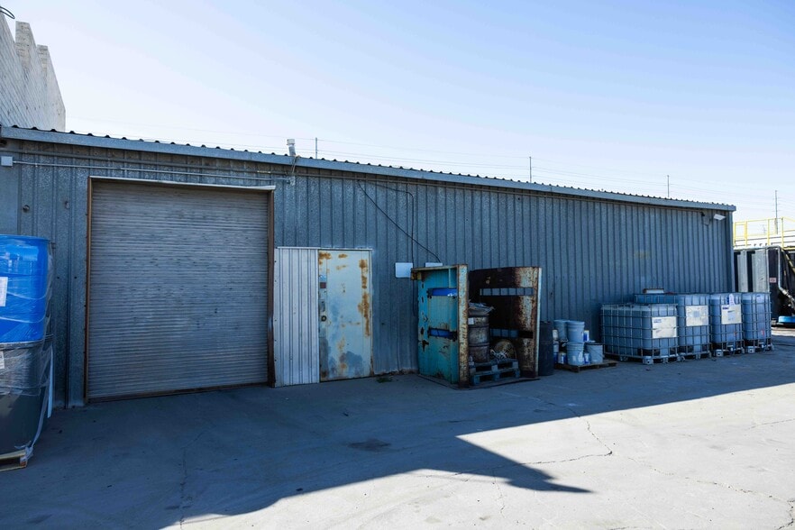 More Photos Of 1825-1841 E Jefferson St, Phoenix Warehouse For Sale