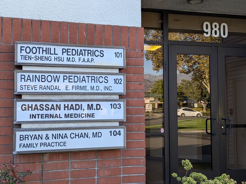 More Photos Of 1060 E Foothill Blvd, Upland Medical For Sale