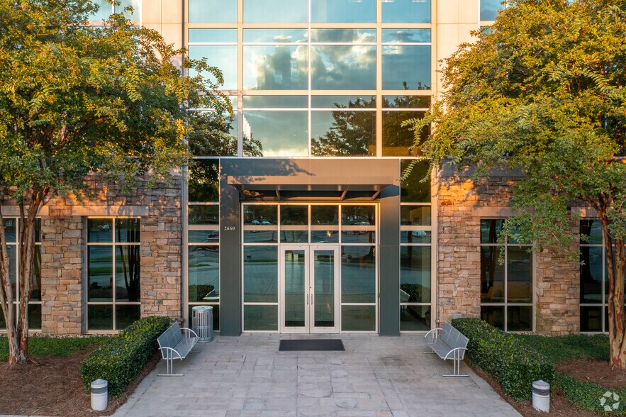 More Photos Of 2660 EastChase Ln, Montgomery Office For Lease