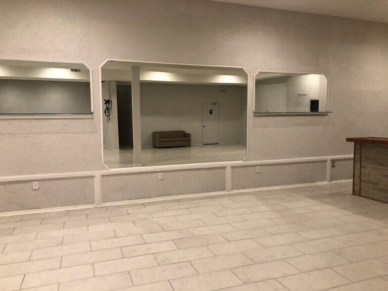 More Photos Of 1310 Central Ave, Hot Springs National Park Storefront For Sale