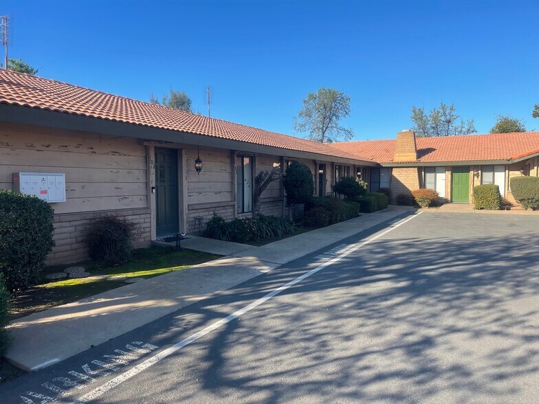 More Photos Of 7089 N Howard St, Fresno Apartments For Sale