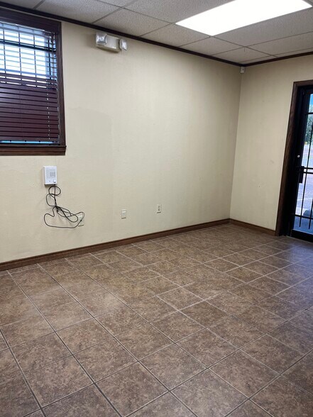 More Photos Of 3460 I 55 S, Jackson Warehouse For Lease