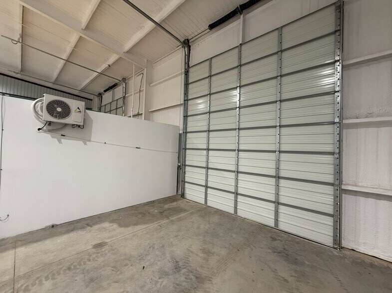 More Photos Of 12746 Rendon Rd, Burleson Unknown For Lease