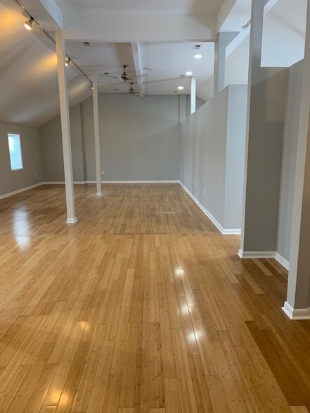 More Photos Of 32191 Nassau Rd, Lewes General Retail For Lease