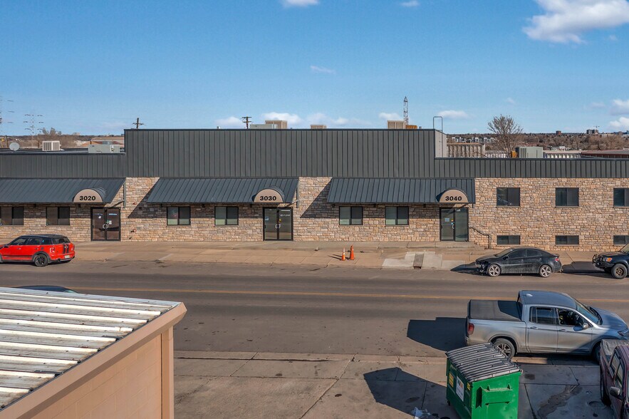 More Photos Of 3020-3040 S Tejon St, Englewood Warehouse For Lease