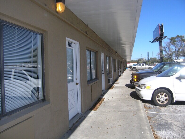 More Photos Of 8340 Ulmerton Rd, Largo Light Distribution For Lease
