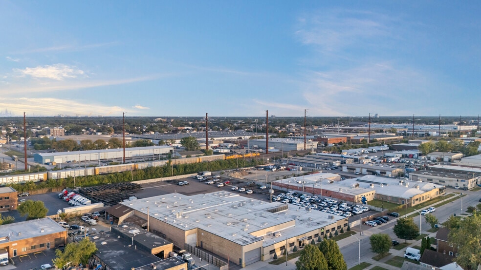 More Photos Of 1529 N 31st Ave, Melrose Park Truck Terminal For Lease