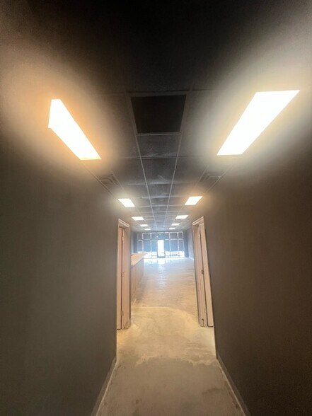 More Photos Of 5725 State Bridge Rd, Johns Creek Freestanding For Lease