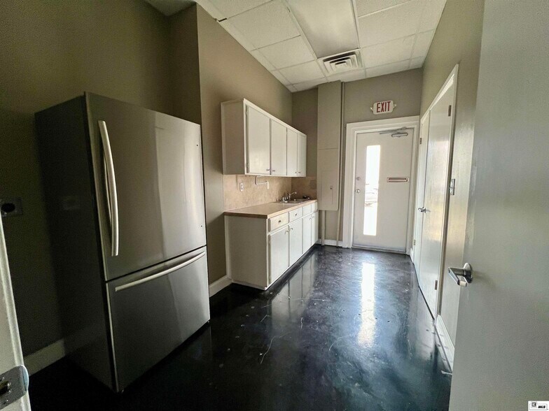 More Photos Of 5324 Cypress St, West Monroe Medical For Lease