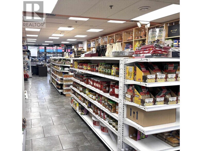 More Photos Of 3216 Broadway W, Vancouver Convenience Store For Sale