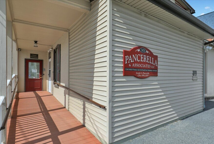More Photos Of 301 W Lancaster Ave, Shillington Office For Sale