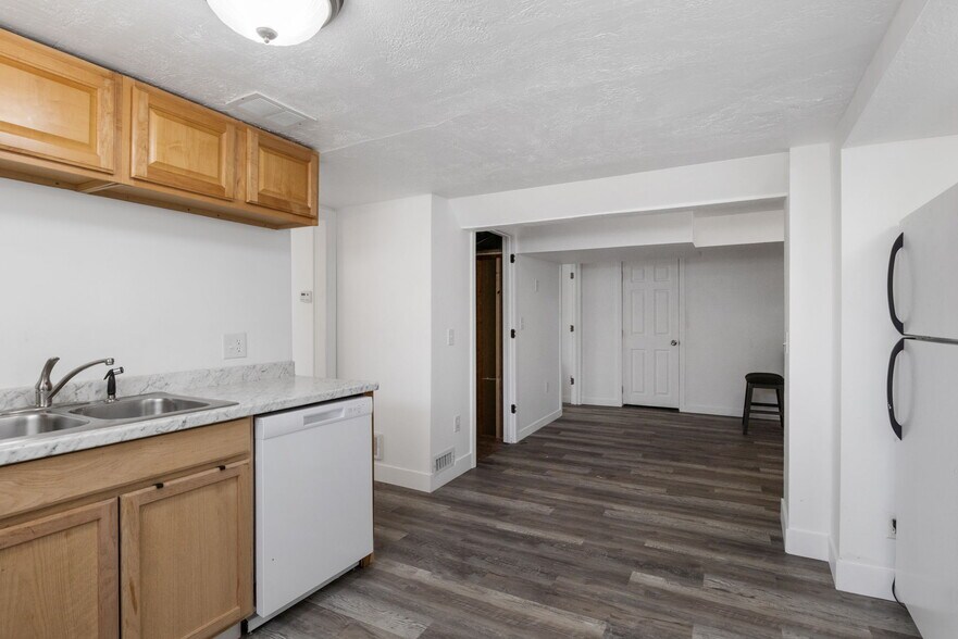 More Photos Of 732 E 1000 S, Clearfield Apartments For Sale