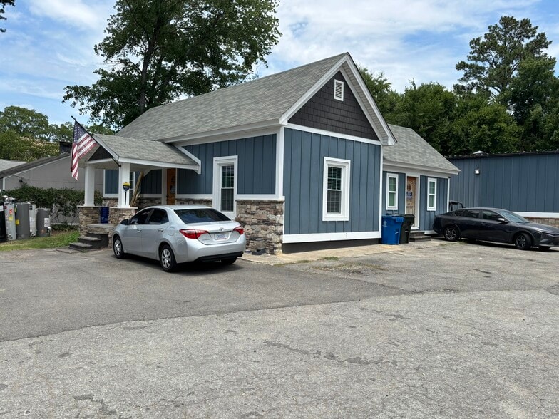 Primary Photo Of 1015 Ellis Rd, Durham Light Manufacturing For Sale