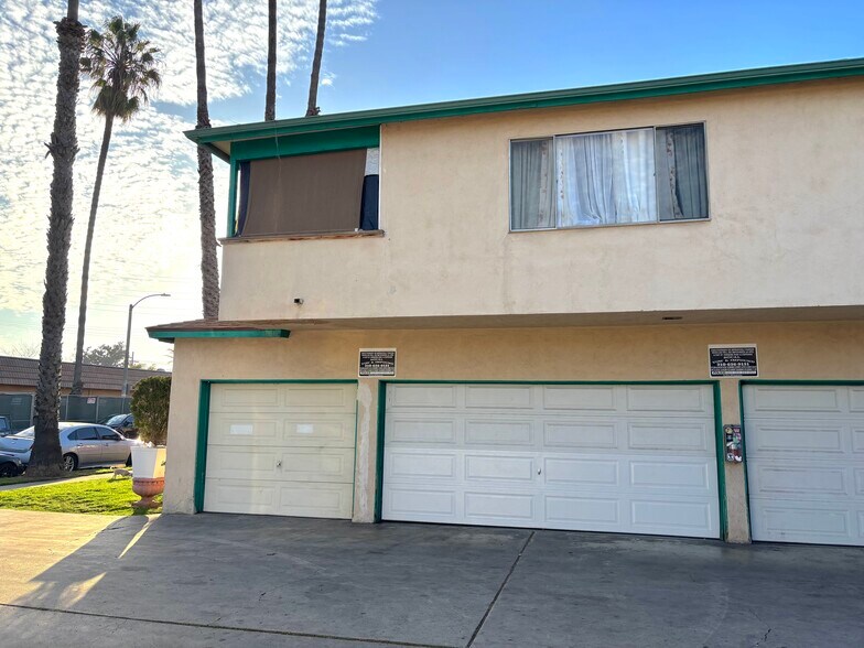 More Photos Of 3203 Wisconsin Ave, Lynwood Apartments For Sale