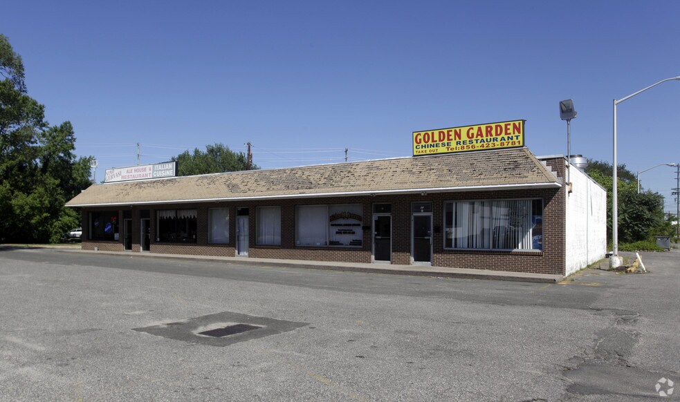 More Photos Of 1047 Broad St, Paulsboro Unknown For Lease