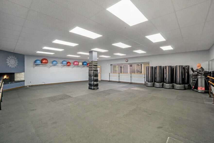 More Photos Of 1230 Big Thompson Ave, Estes Park Medical For Sale
