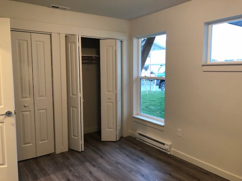 More Photos Of 3263 Fen Way, Bozeman Apartments For Sale