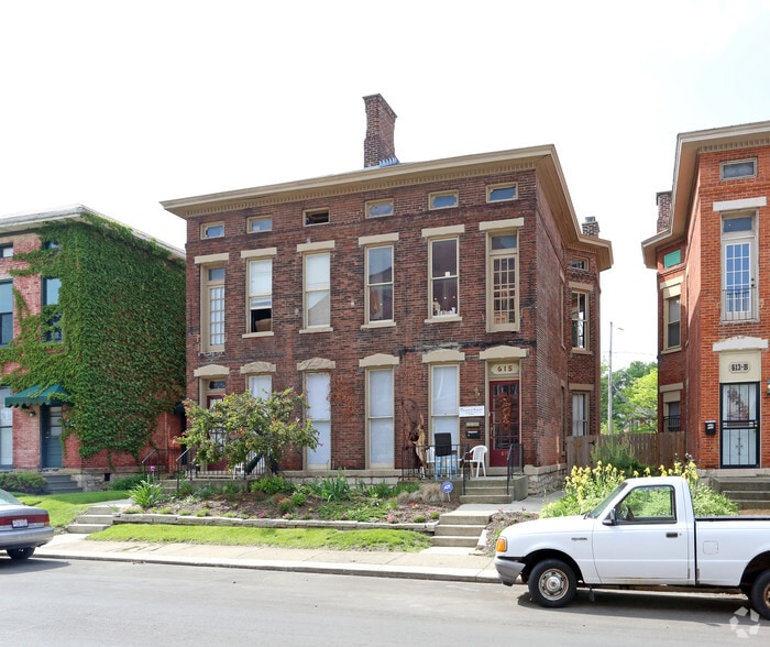 More Photos Of 615-619 Oak St, Columbus Apartments For Sale