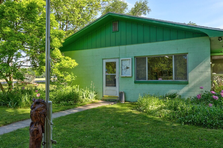 More Photos Of 5848 Griggs Rd, Caseville Specialty For Sale