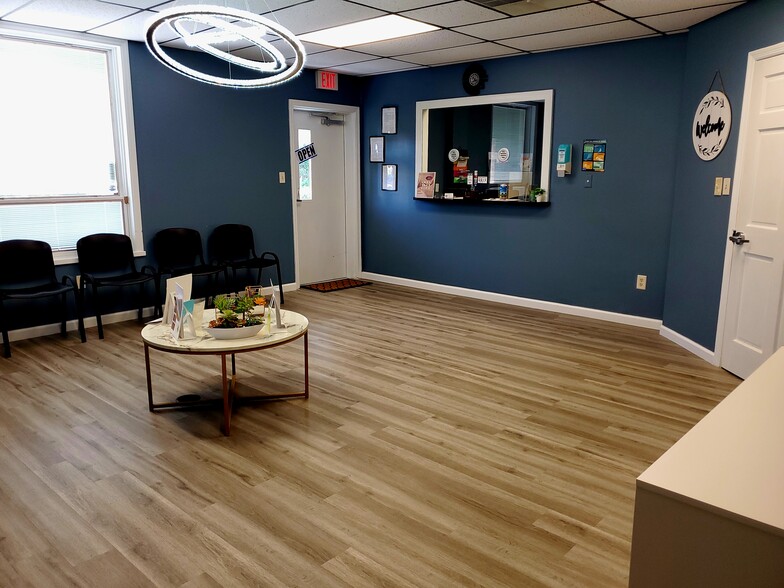 More Photos Of 1403 Medical Plaza Dr, Sanford Medical For Sale