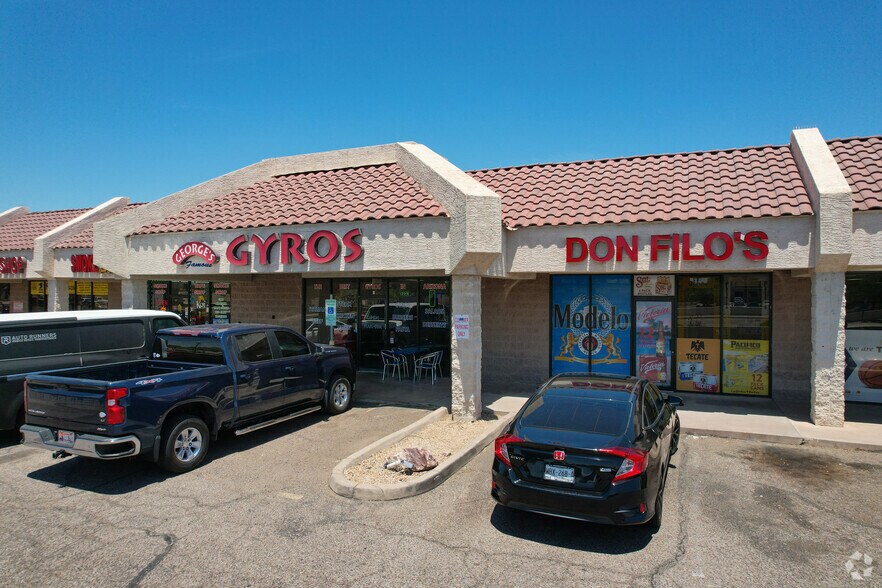 More Photos Of 7620 E McKellips Rd, Scottsdale Storefront For Lease