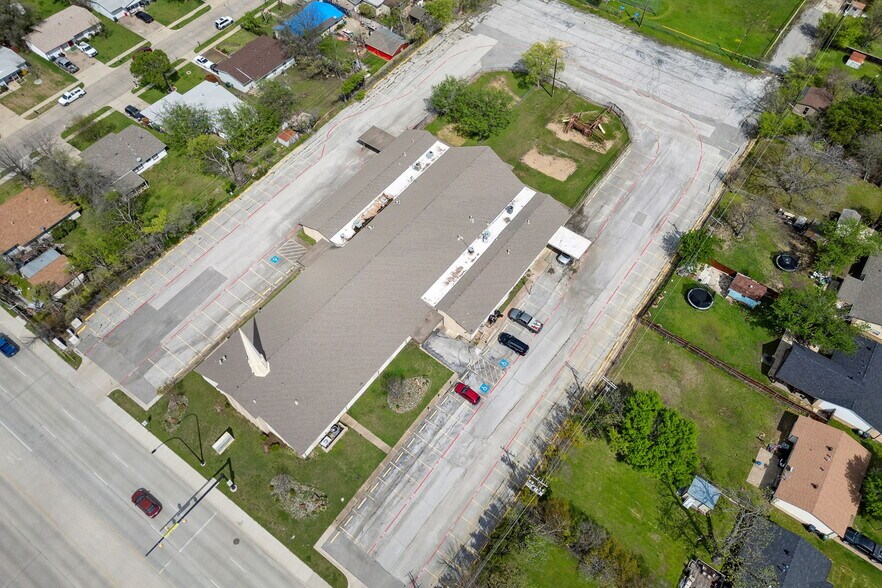 More Photos Of 1919 S Collins St, Arlington Religious Facility For Sale