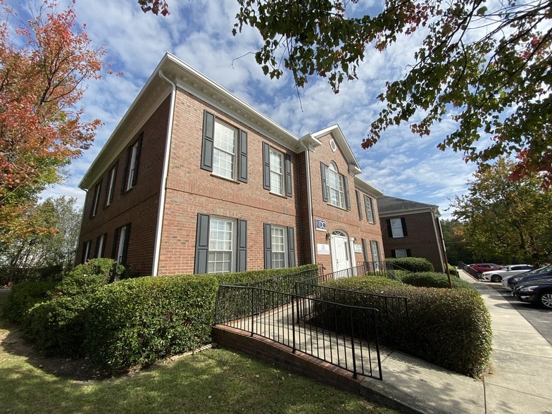 More Photos Of 6516 Dental Ln, Fayetteville Office For Lease