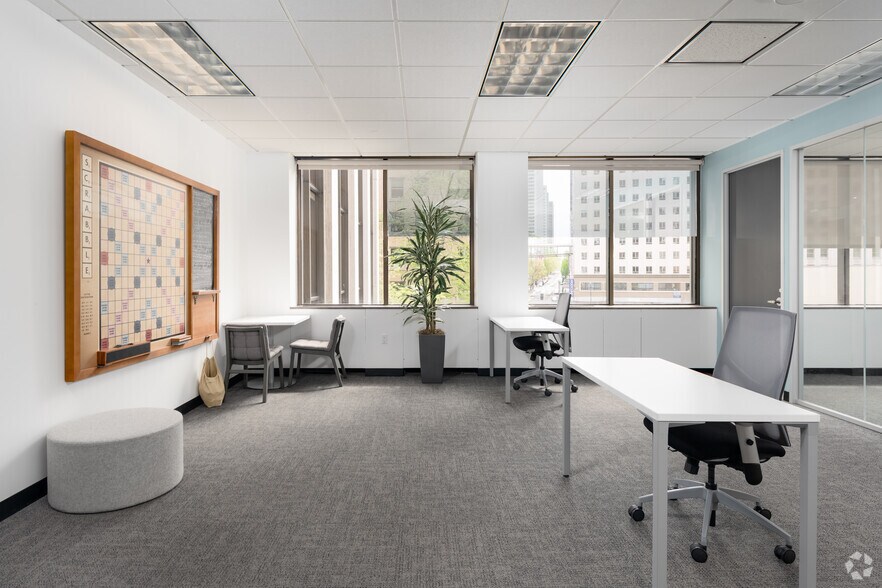 More Photos Of 600 Stewart St, Seattle Office For Lease