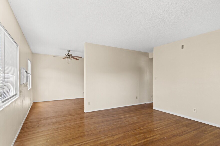 More Photos Of 3823 Wisconsin St, Los Angeles Apartments For Sale