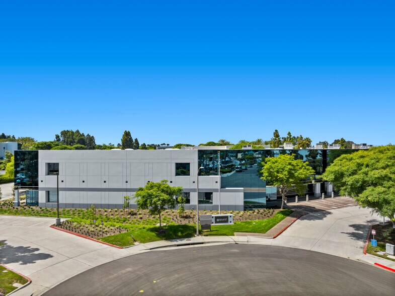 More Photos Of 5810 Van Allen Way, Carlsbad Flex For Sale