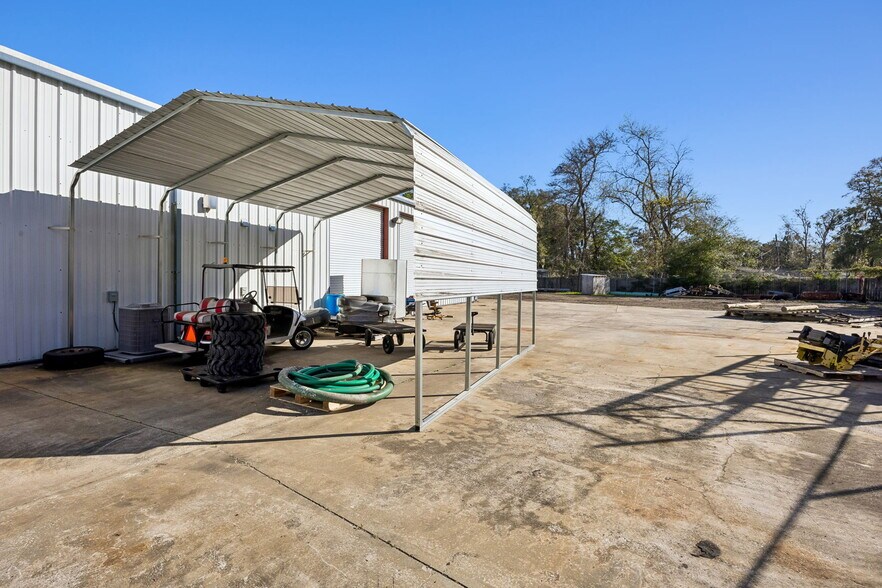 More Photos Of 142 Big a Way, Saint Marys Industrial For Sale