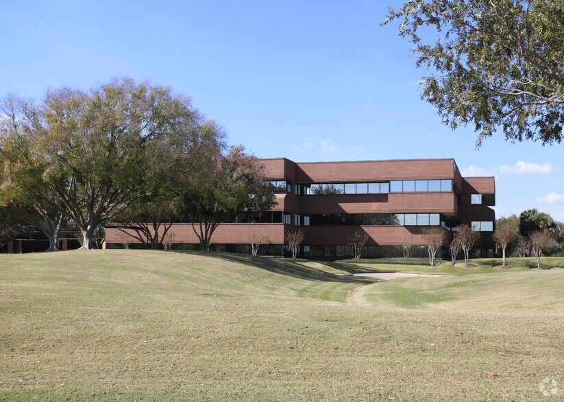 More Photos Of 4001 Technology Dr, Angleton Office For Lease
