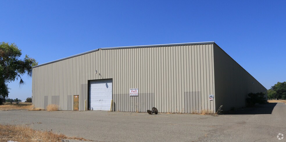 Primary Photo Of 2620 5th Ave, Oroville Warehouse For Sale