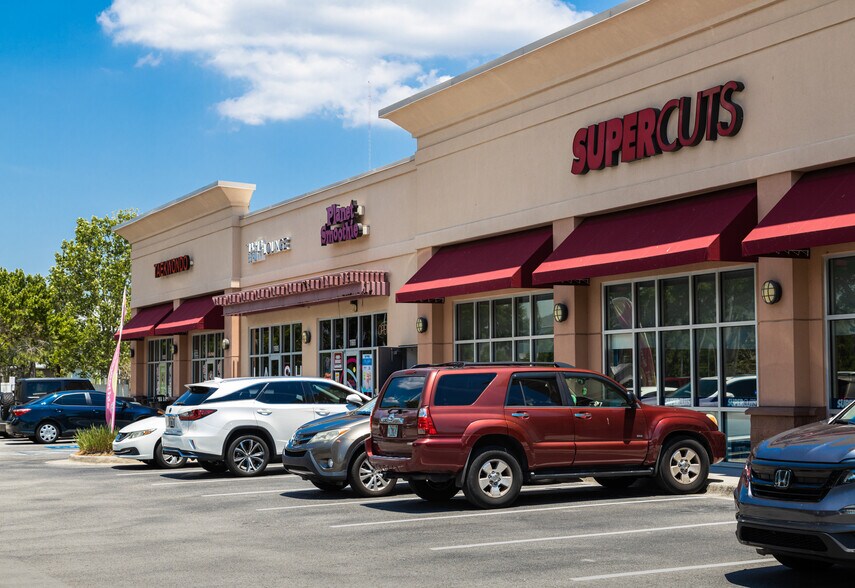 More Photos Of W Hillsborough Ave @ Double Branch Rd, Tampa Unknown For Lease