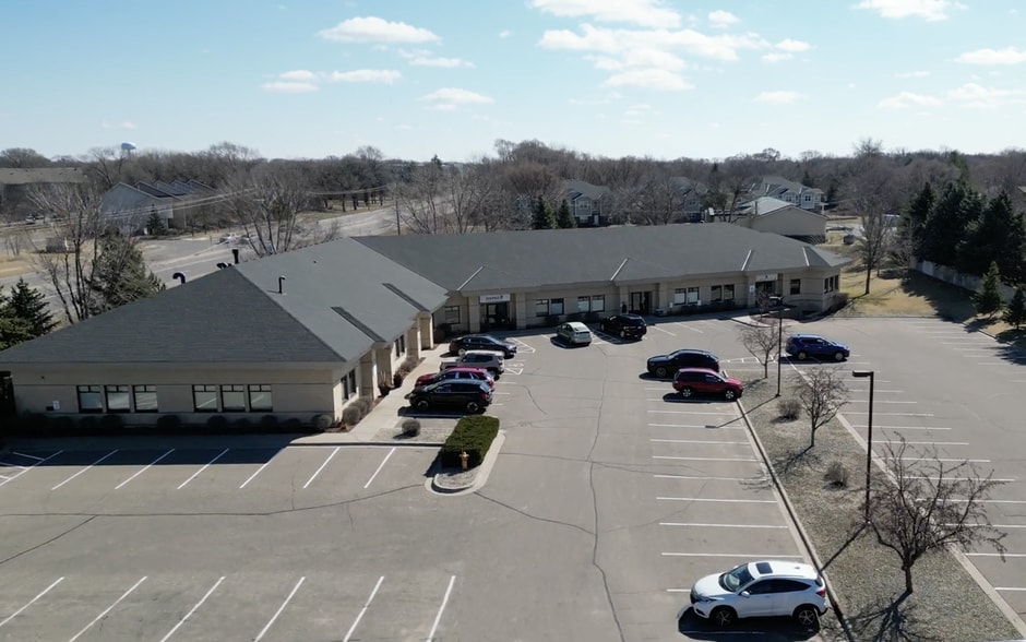 More Photos Of 3738-3776 Coon Rapids Blvd NW, Coon Rapids Medical For Lease