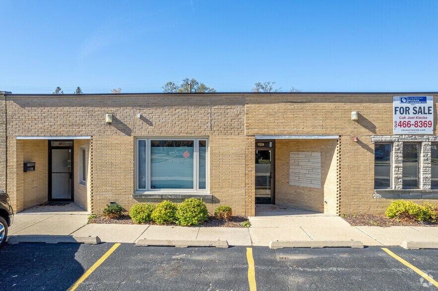 More Photos Of 1126-30 N Maple Ave, La Grange Park Office For Sale