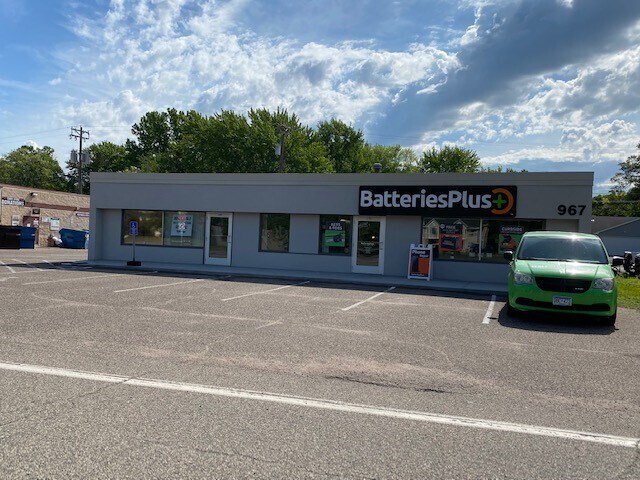 More Photos Of 967 Lake St S, Forest Lake Office For Lease