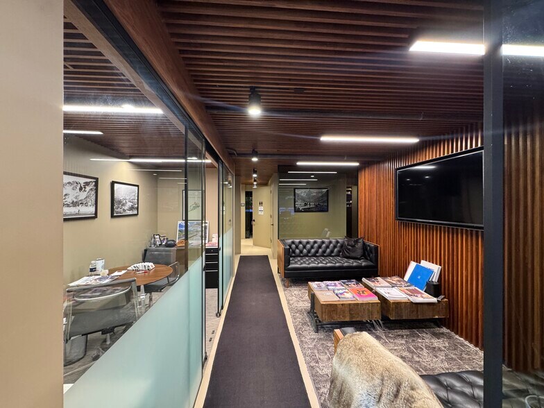 More Photos Of 520 E Durant Ave, Aspen General Retail For Lease