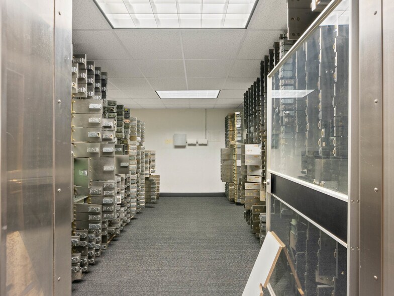 More Photos Of 79 S Main St, Inman General Retail For Sale