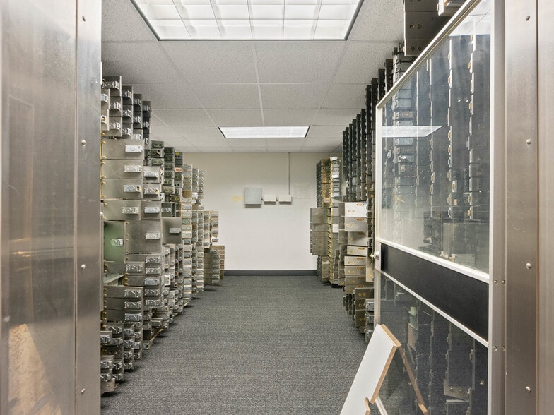 More Photos Of 79 S Main St, Inman Bank For Lease