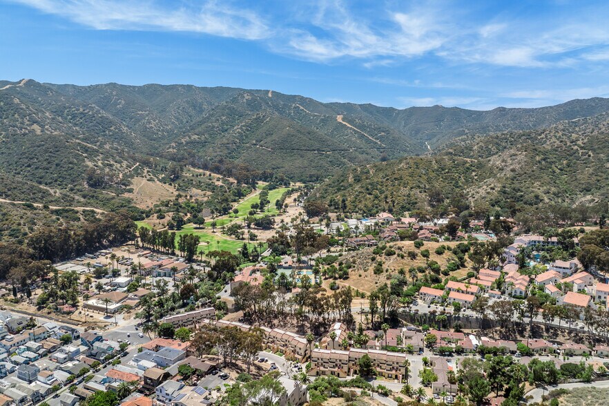 More Photos Of 321 Tremont St, Avalon Apartments For Sale