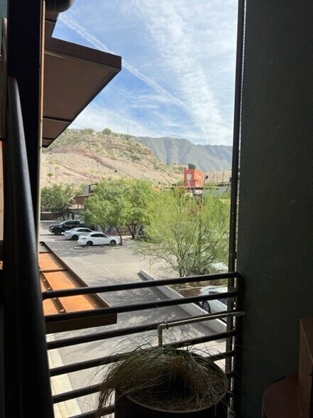 More Photos Of 110 Montecillo Blvd, El Paso Loft Creative Space For Lease