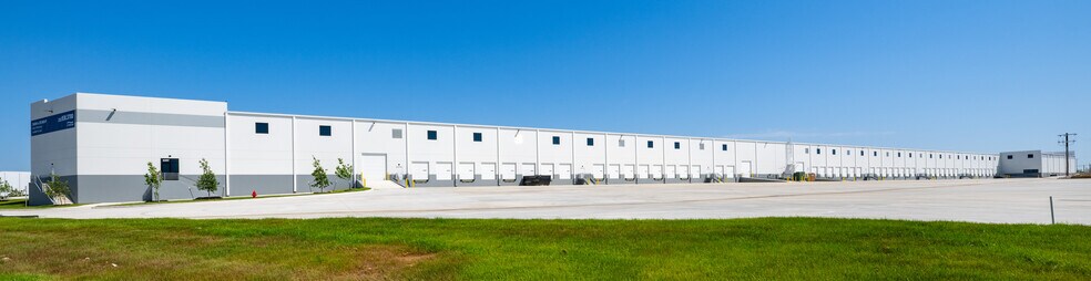 More Photos Of 6357 Rittiman Road, San Antonio Distribution For Lease