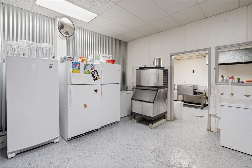 More Photos Of 1490 Highway 412 W, Siloam Springs Bowling Alley For Sale