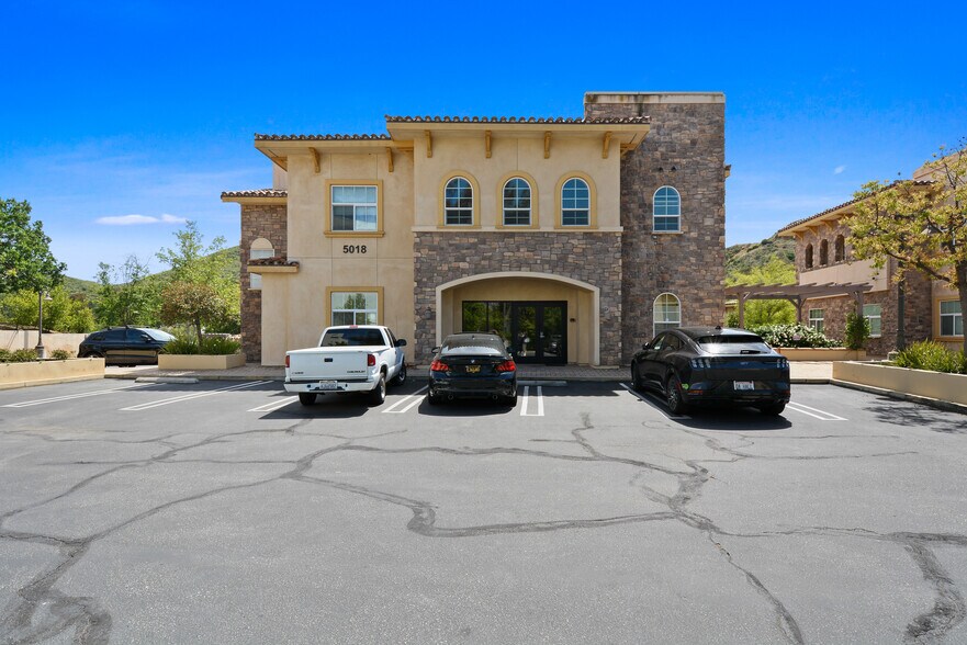 More Photos Of 5018 Chesebro Rd, Agoura Hills Medical For Sale
