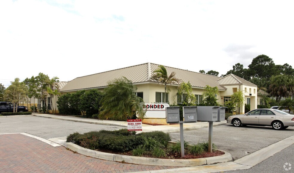 More Photos Of 2080 W Indiantown Rd, Jupiter Office For Lease